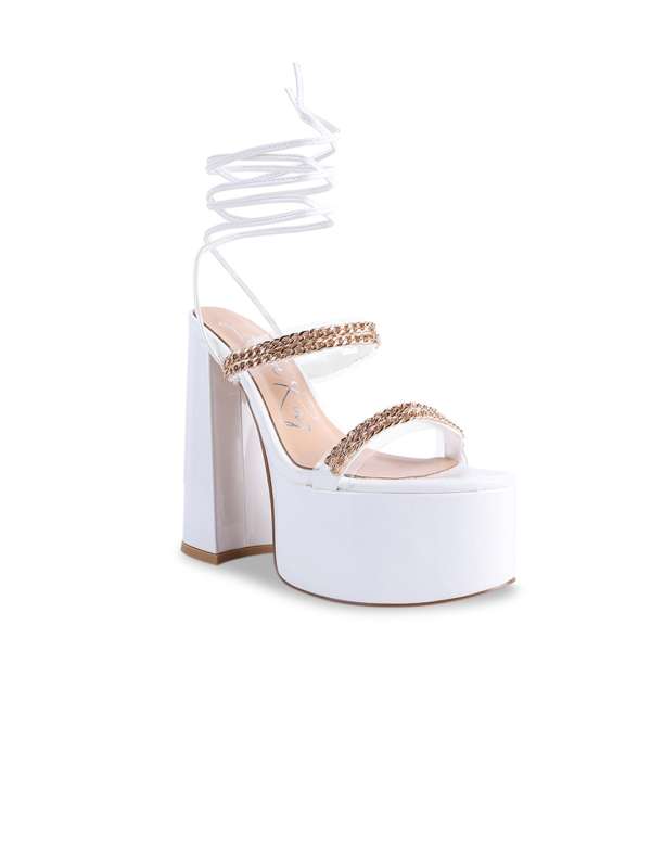 Block heels 6 inch deals
