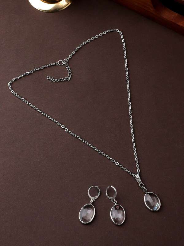 Necklace on sale below 200