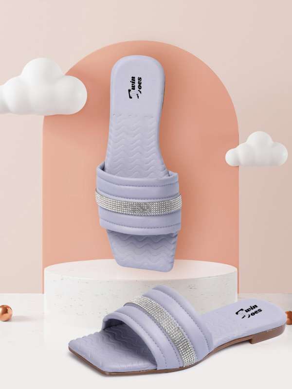 Ladies shoes shop below 300