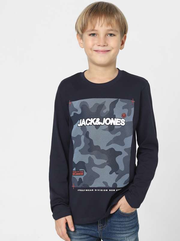 Army t shirt myntra deals