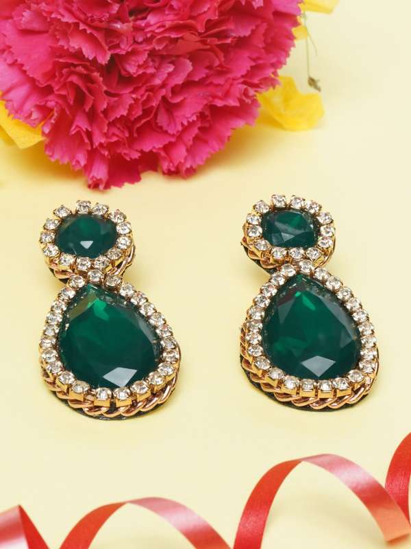 Emerald green earrings online hot sale