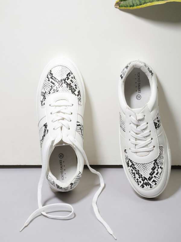 Skin store shoes online