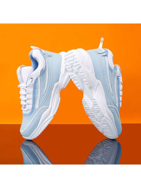 Sneaker outlet villa sneakers
