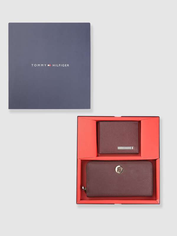 Tommy hilfiger gift sets best sale