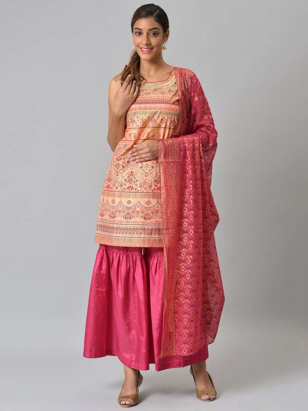 Aurelia peach suit cheap