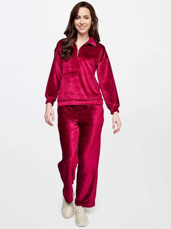 Fila tracksuit outlet womens red
