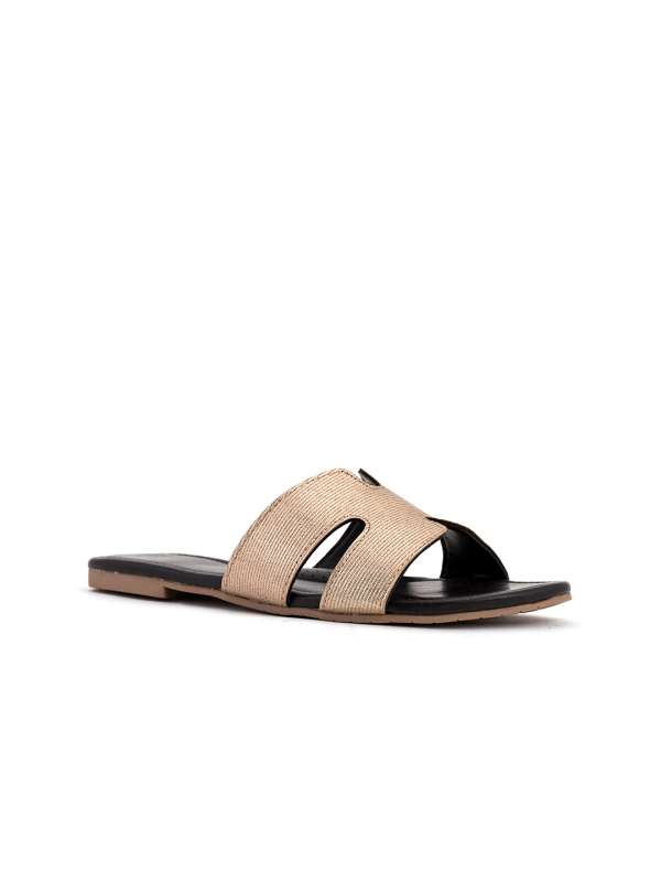 Khadims hotsell flat sandals
