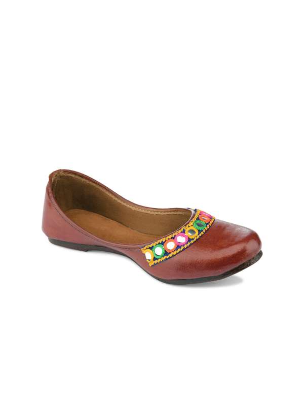 Buy Mojaris Jutti For Women Online Get Up To 80 Off Myntra