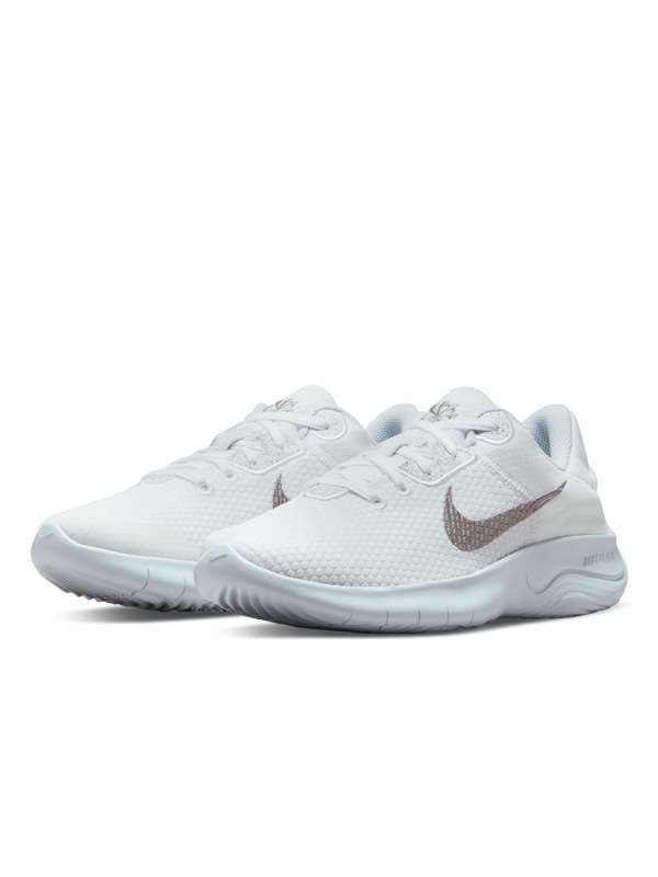 Nike white hot sale casual