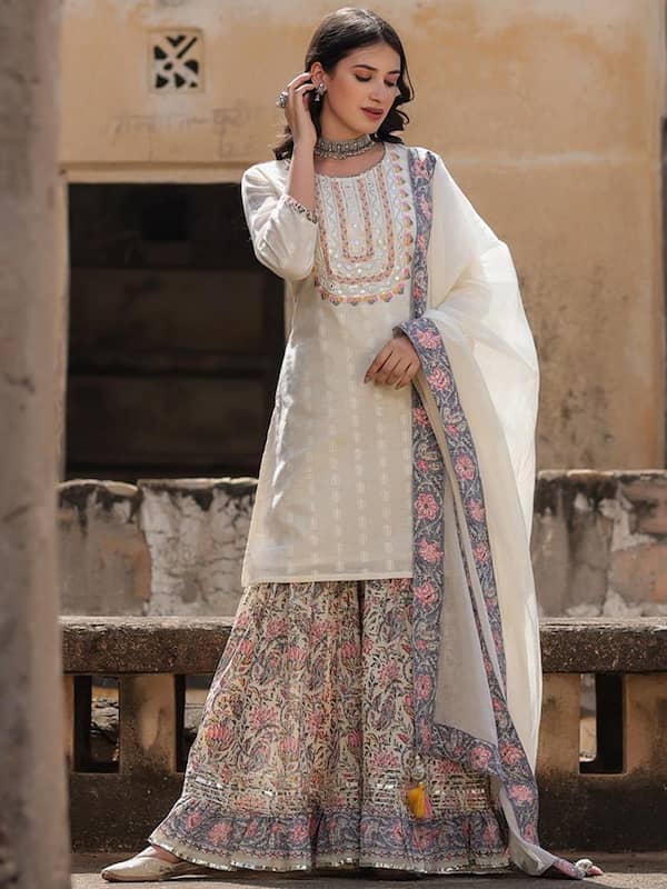 Bandhani Short Kurti with Skirt - Pastelshades