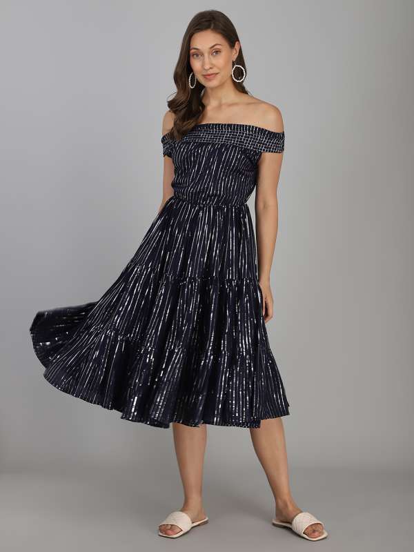 Mantra dress store