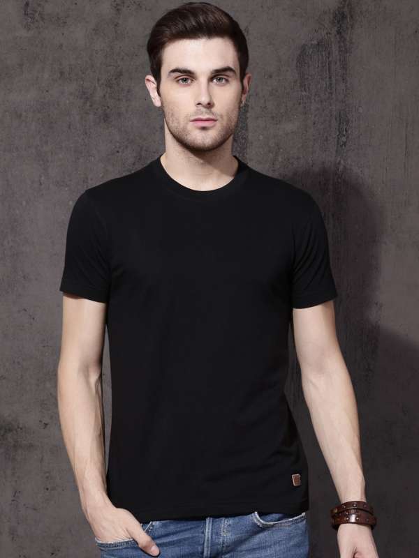 W Sports Solid Men Zip Neck Black T-Shirt - Buy W Sports Solid Men Zip Neck  Black T-Shirt Online at Best Prices in India