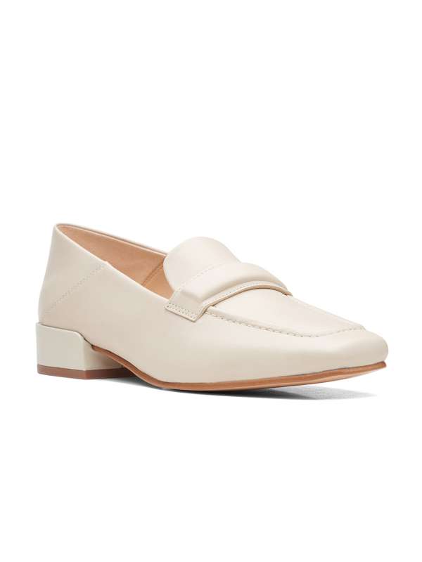 Clarks 30 off sale