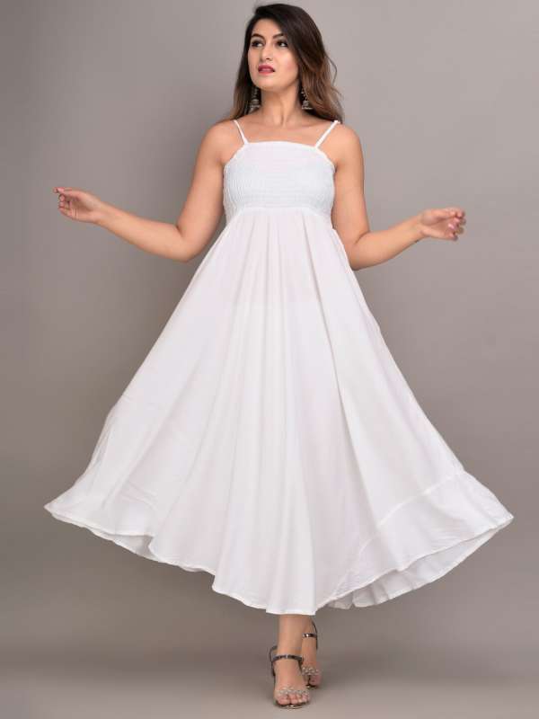 Shop Stylish White Maxi Dresses for Holi Myntra