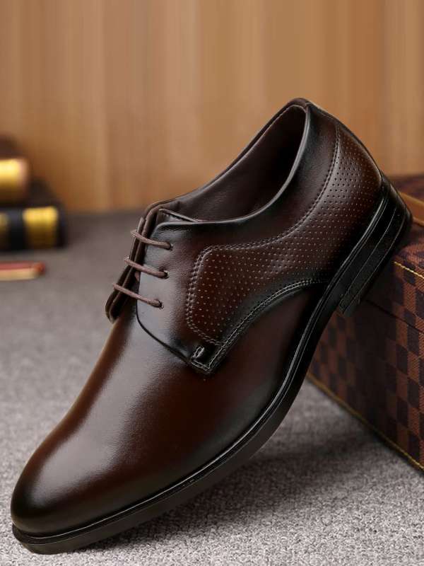 Maroon outlet red shoes