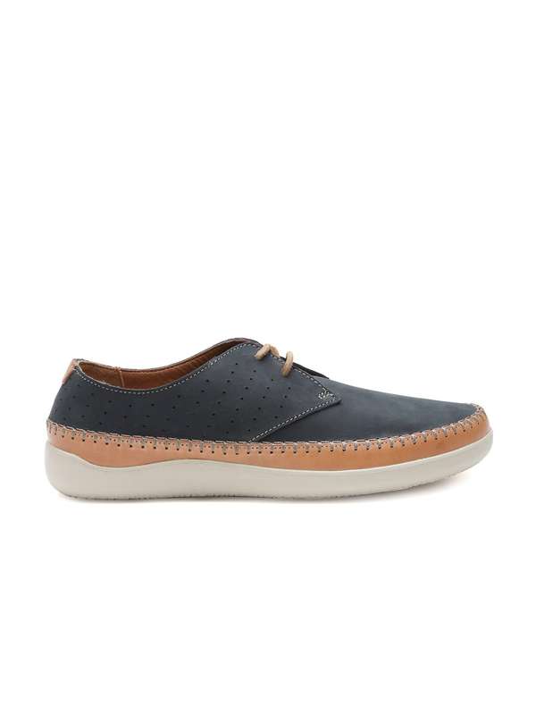 clarks boat shoes india