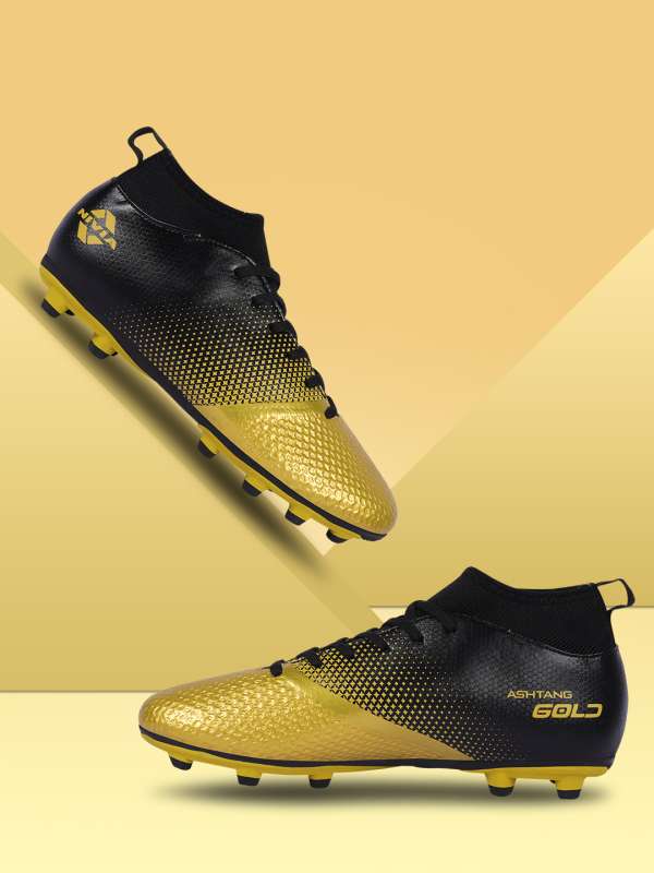 Nivia new football shoes top