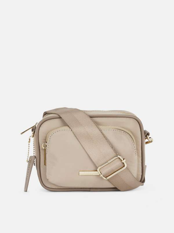 Pantaloons bags online