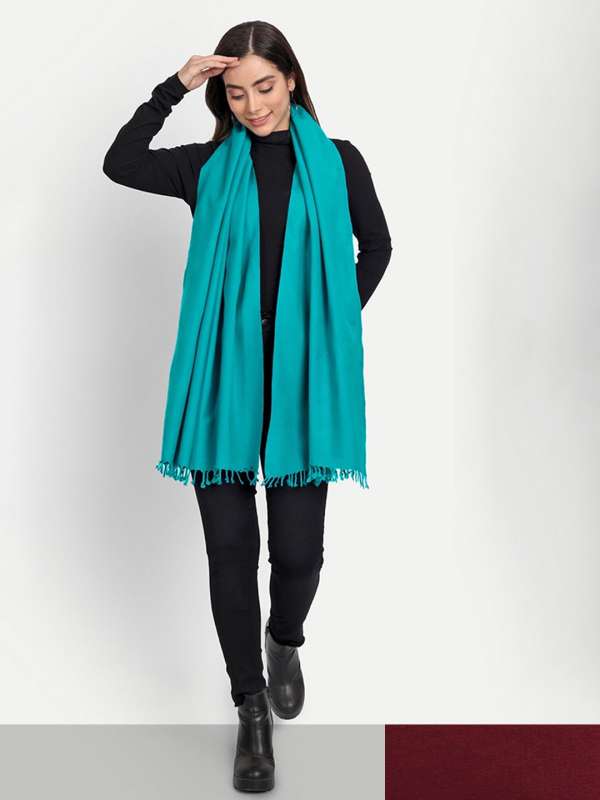 Winter store stoles online