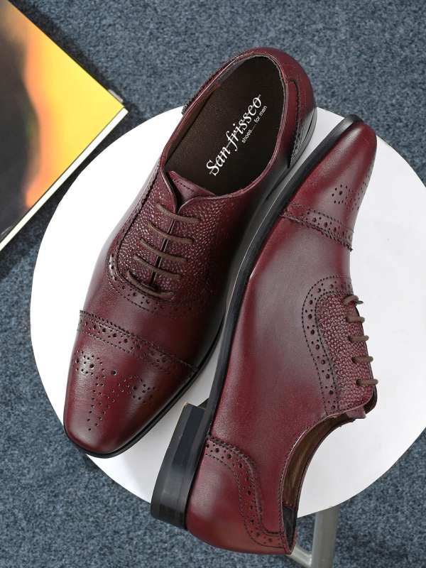 Maroon new arrivals red shoes