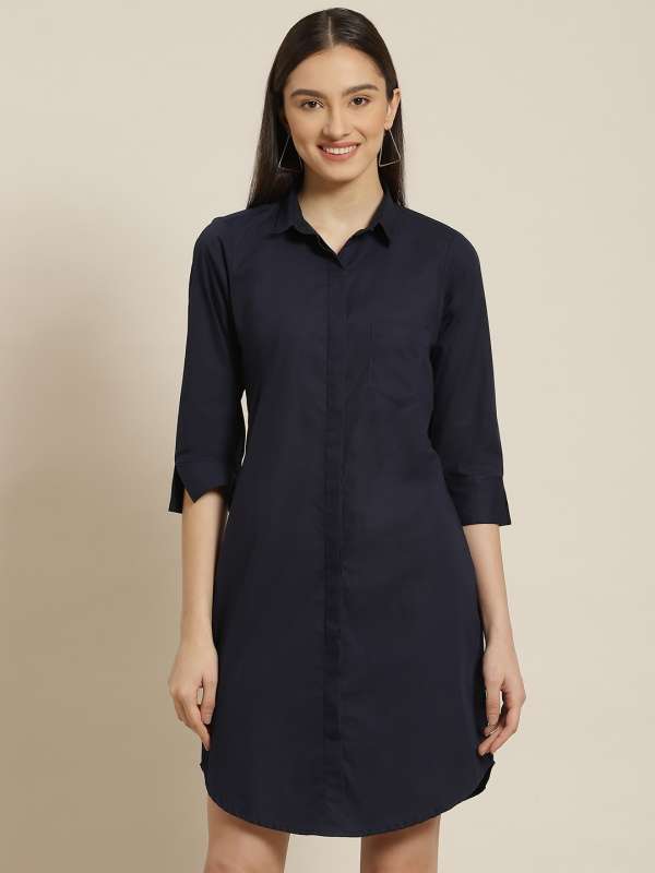 Navy formals store