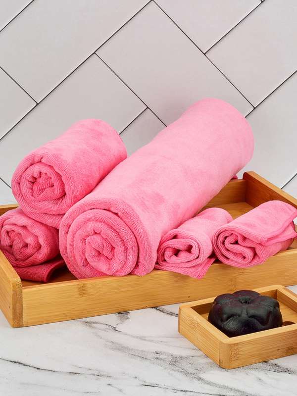 Gold color best sale bath towels