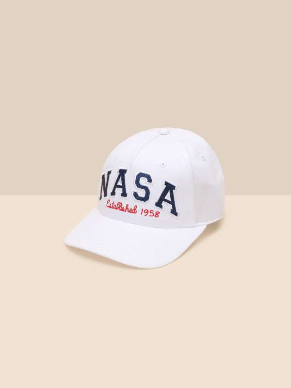 Nike caps myntra sales