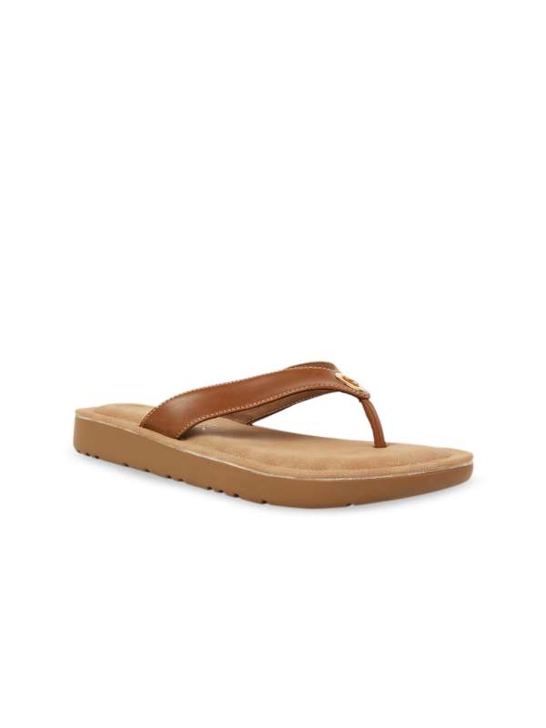 Catwalk sale tan flats