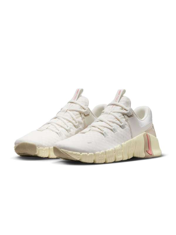 Free tr flyknit 3 champagne top