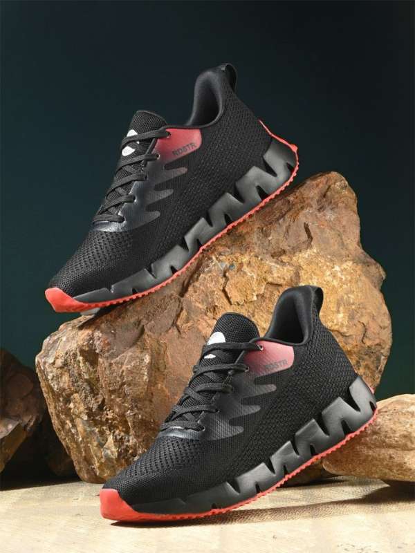 Nick sports shoes store