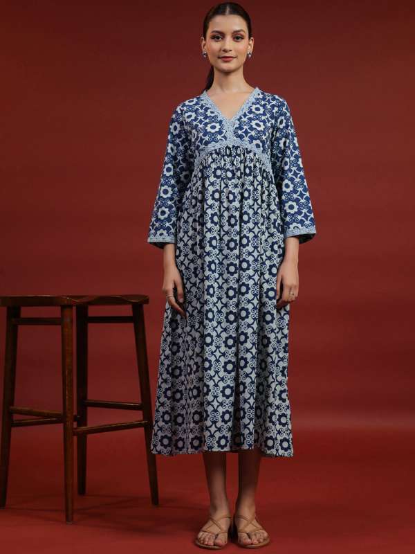 Midi dress on myntra 2025