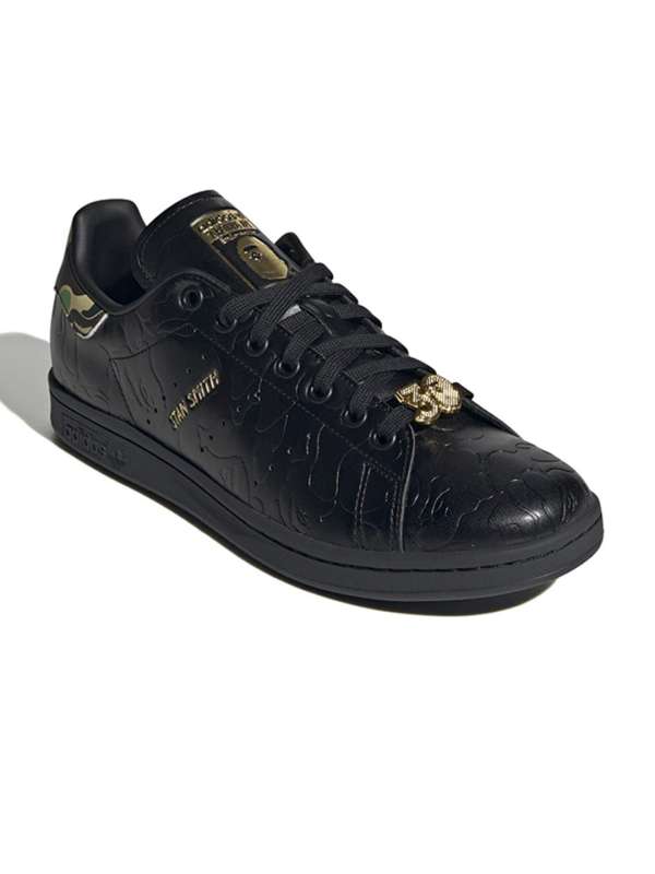 H e m stan smith 2025