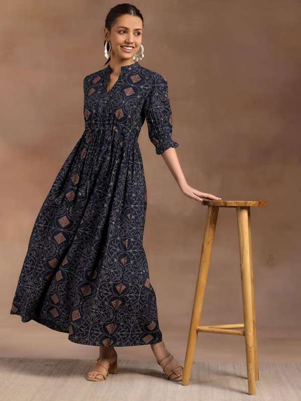 Bell sleeves dress design clearance