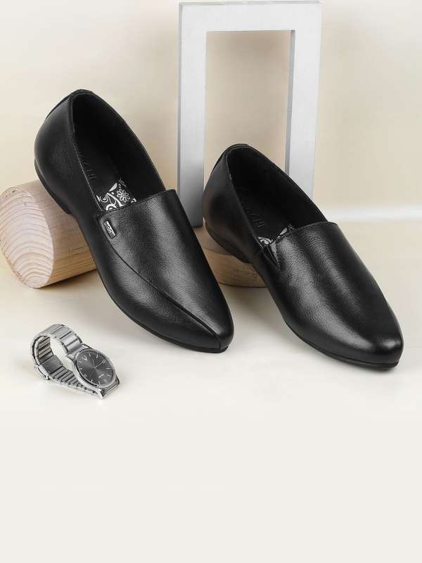 Men's juti hotsell