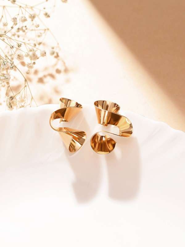 Bahubali earrings myntra hotsell