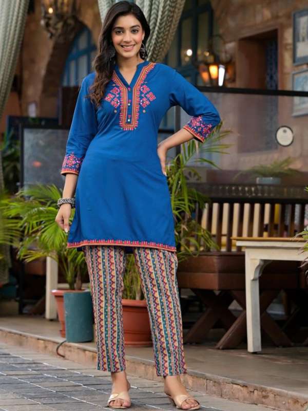 Liva kurti online outlet