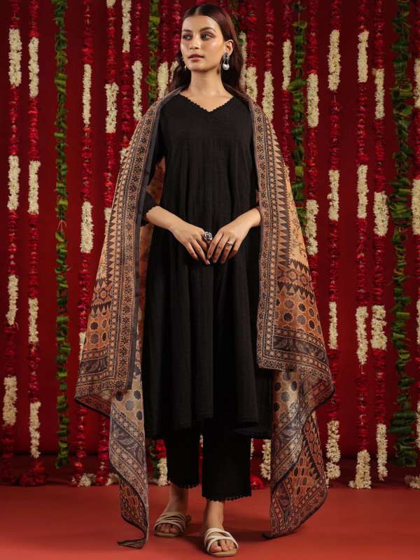 Black Kurta Pyjama Buy Black Kurta Pyjamas Online in India Myntra