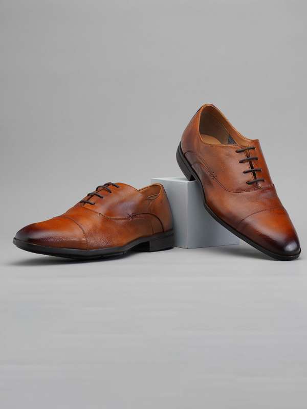 Famozi formal shoes store