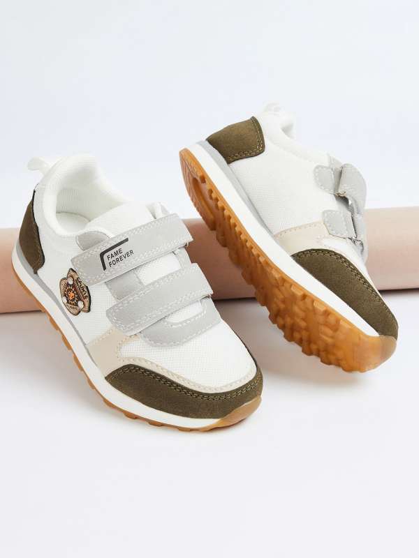 Kids Shoes Shop for Boys Girls Shoes Online in India Myntra