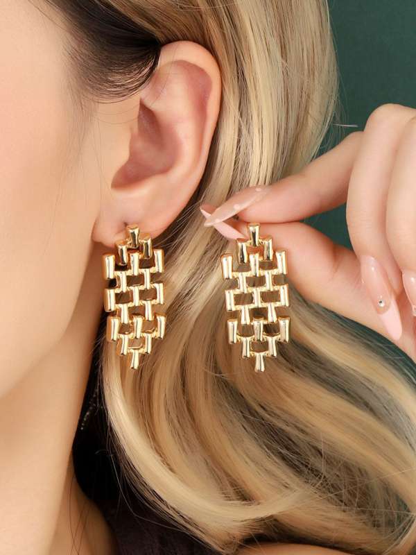Bahubali earrings myntra deals