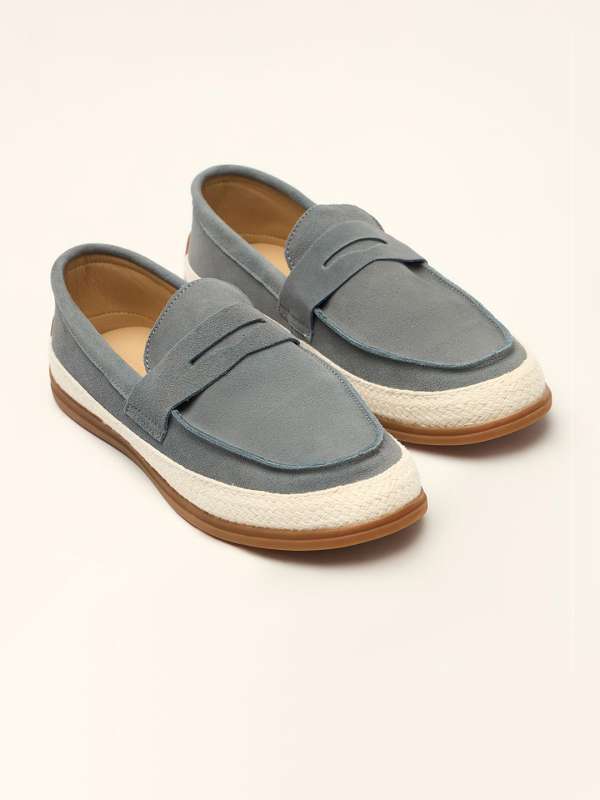 Myntra loafers discount