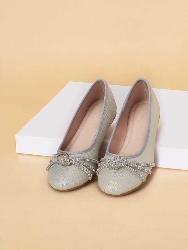 Cheap silver flats shop