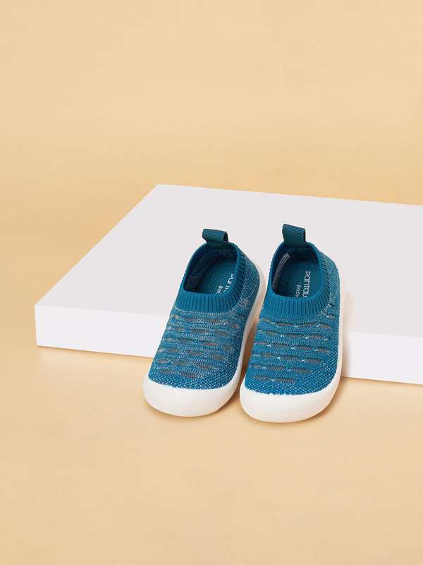 Best deals on boys shoes on sale