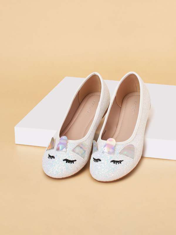 Buy women flats online sale