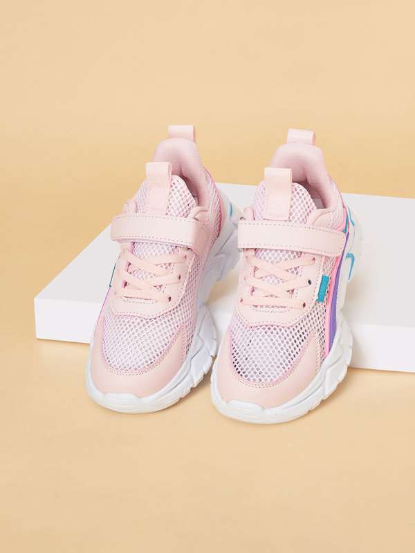 Girls Sneakers Get Stylish Sneakers for Girls Online in India Myntra