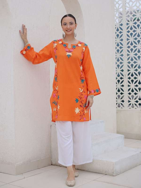 Kashmiri Kurtas S Buy Kashmiri Kurtas S online in India