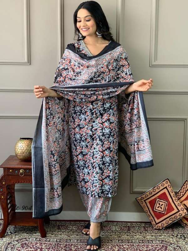 Bandhani Salwars Salwar And Dupatta Kurtas Sets Suits Churidar Buy Bandhani Salwars Salwar And Dupatta Kurtas Sets Suits Churidar online in India