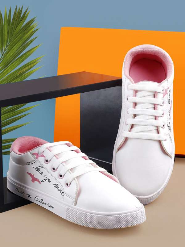 White Sneakers Under 500 Buy White Sneakers Under 500 online in India