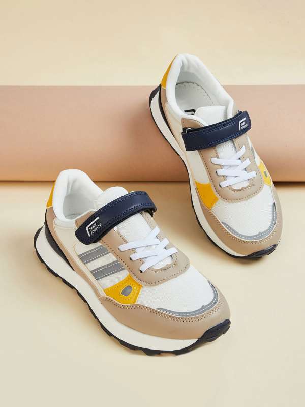 Kids shoes on line hot sale