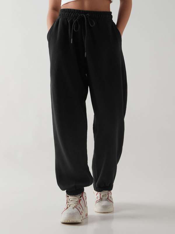 Women Gym Wear Buy Trendy Collections of Women Gym Wear Online at Myntra